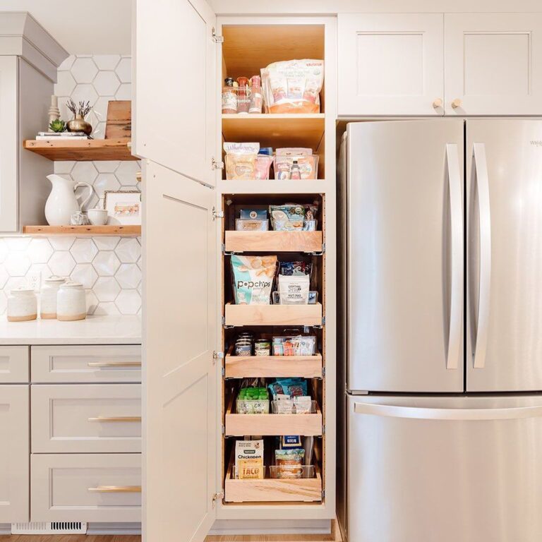 How to Organize Kitchen Cabinets: Top Cabinet Organization Ideas & Tips